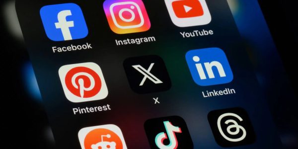 Understanding Package Costs and Options Listed Under SMM World pricing for Different Budgets